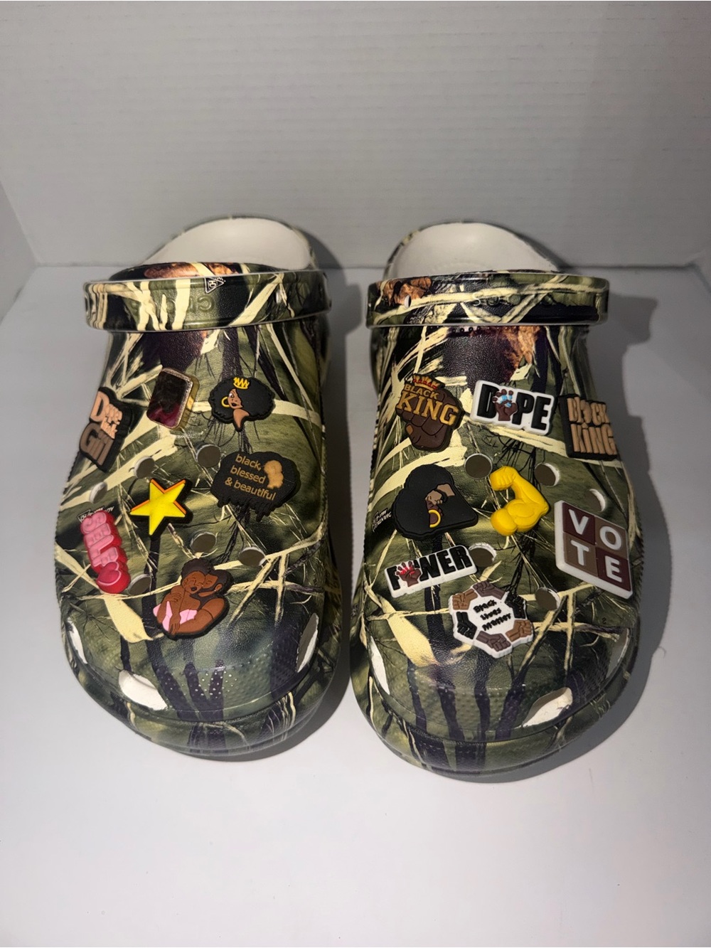 CROCS CLASSIC BAE
REALTREE® CLOG Women's Size 11